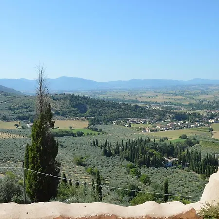 Casa Via Fantosati * Trevi